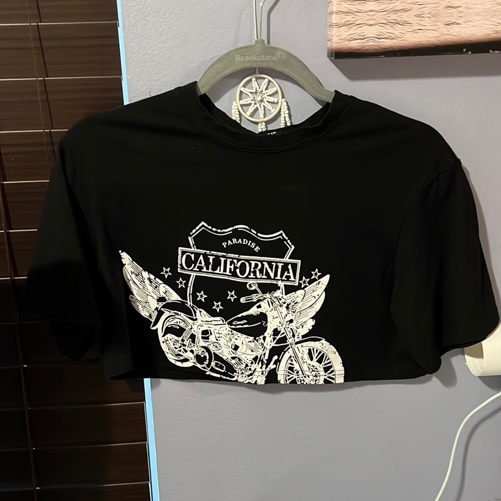 S Black graphic crop top